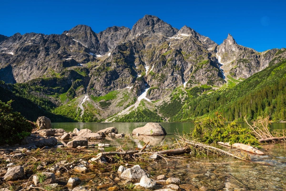 Największe atrakcje turystyczne w Polsce. Przewodnik nie tylko dla travelersów 10 Tatry Morskie Oko